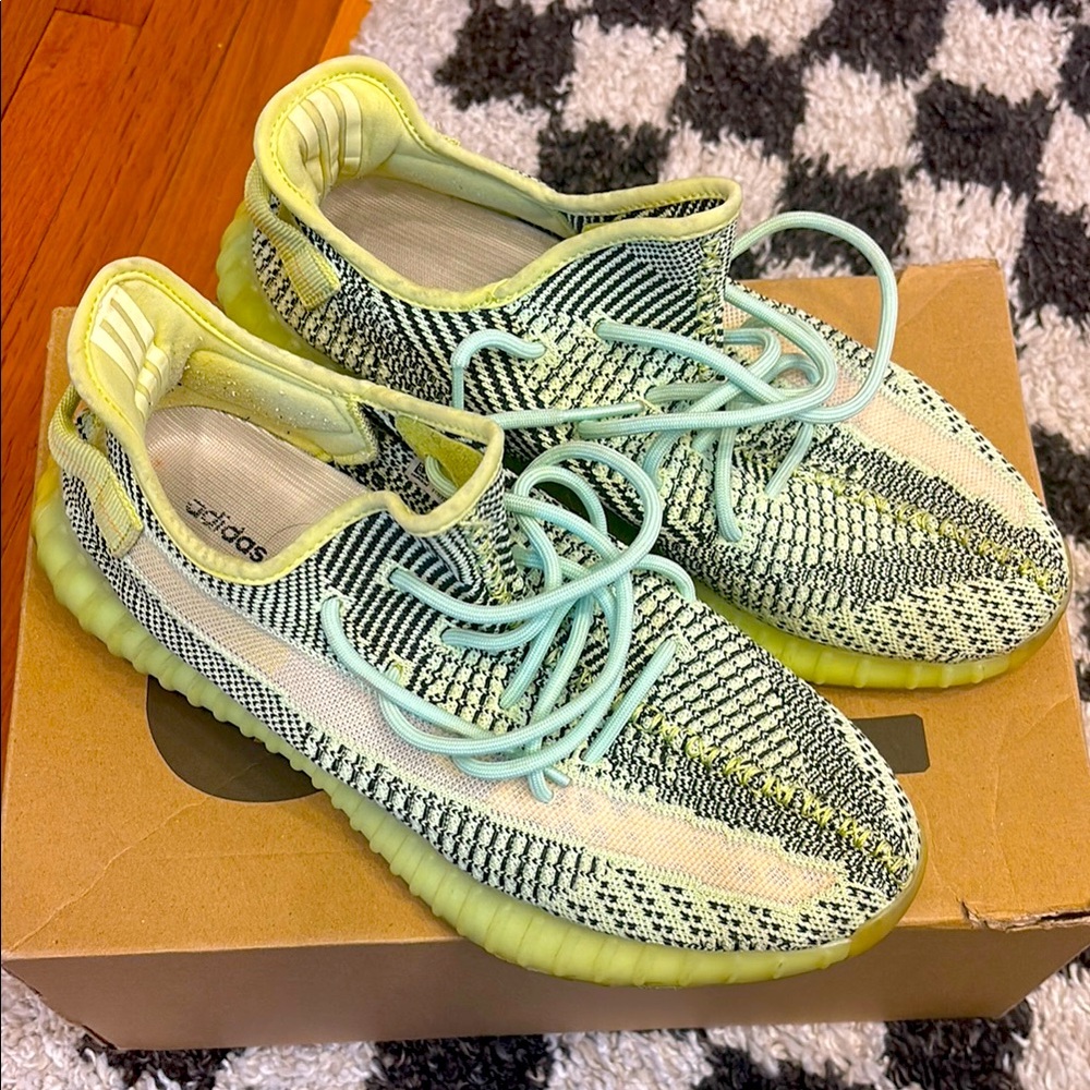 Yeezy 350 in yeeree